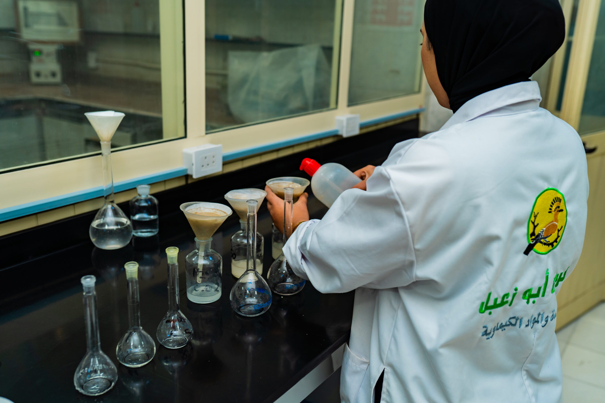 صورة من احد معامل فيركيم